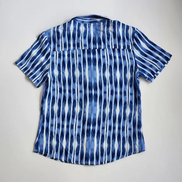 Tommy Bahama Boys Set 3-pieces Button Down Shirt Graphic T-Shirt & Shorts Size 4 - Picture 6 of 16